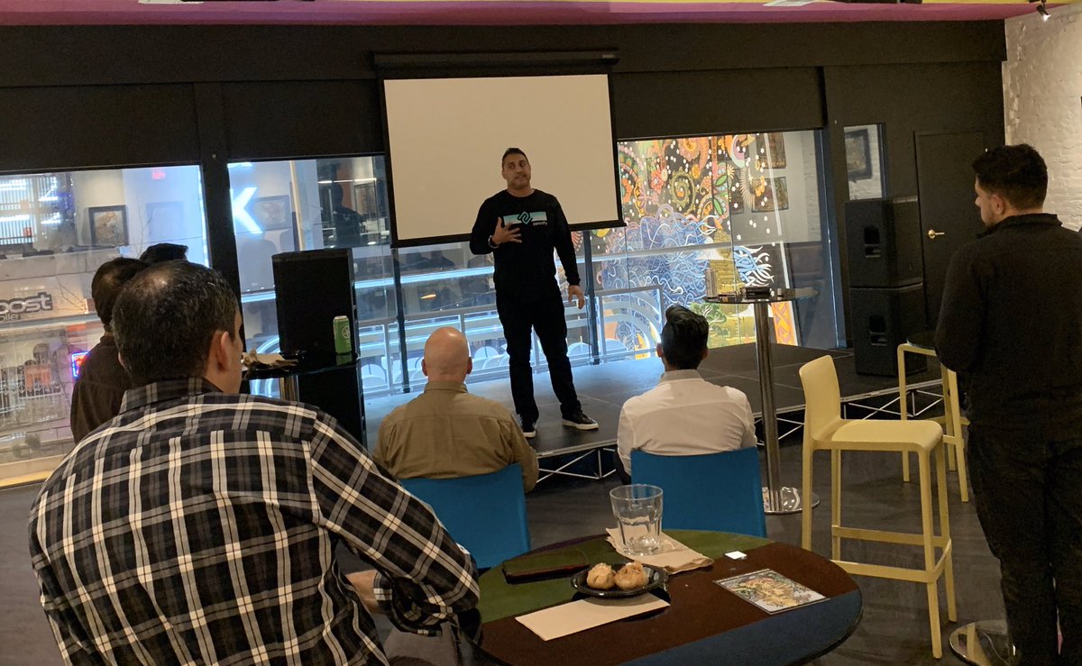 Startup Sac tweet media