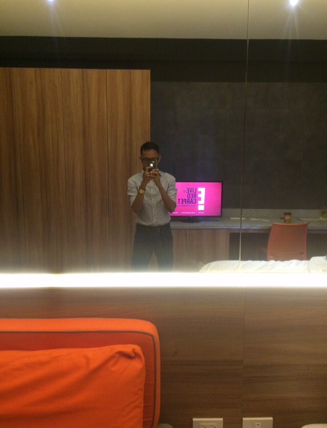 JoseWattanabe's tweet photo. Opo kikilos na 🙄 Sayang ang araw... makagala sa ATC ☀️ #AlterSouth #SouthBoy #AlterAlabang #AlabangBoy #Twink #Yatot #Smooth #Moreno #Itlog #AlterLaguna https://t.co/BCeq6wB3Aw