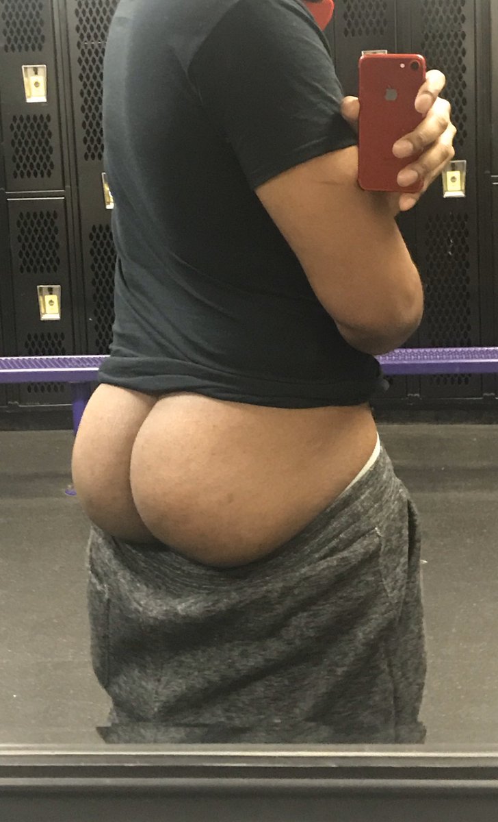 BrownBoyBubble's tweet photo. Somebody said they missed me so I thought Iโd make an appearance ๐ Like & Retweet #Booty #BrownBoyBubble #Ass #RubMyBooty @BigButtBros https://t.co/IaiCx9s2dQ