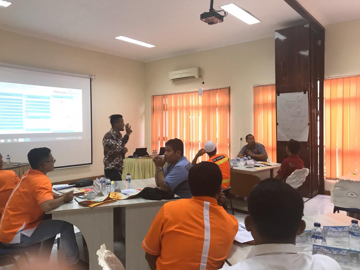pt_pmli's tweet photo. End User Operation Batch II
•
Diikuti oleh 23 orang peserta dari IPC TPK. Kegiatan ini telah dilaksanakan pada tanggal 17 Januari 2020, bertempat di Kampus II, Walang.
•
#PMLI #IPC #IPCGROUP #CintaIPC #PMLICantik #workshop #training #Business #partnership #enduser #operation https://t.co/k5llm5W0H4