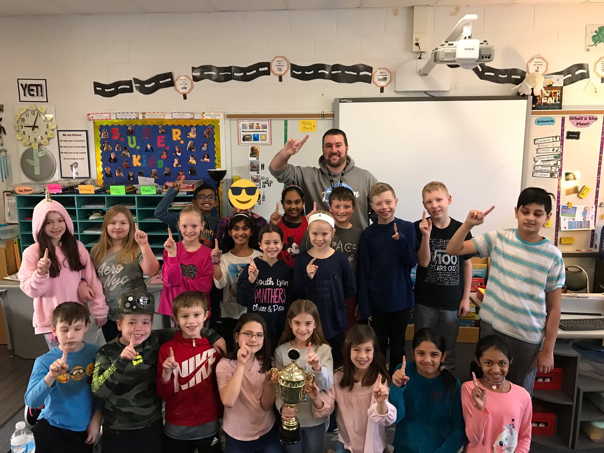 Winning the Dolphin Cup for good sportsmanship! So proud! 🏆 🐬 <a href="/Neumann_Dolsen/">Mr. Neumann</a> #dolsenthinkers