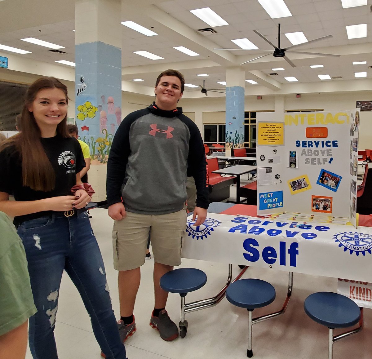 EleetaSue's tweet photo. Thanks for a great Sneak Peek, future CUDAS!  #WelcomeToTheTank! #NSBHS https://t.co/pBPcx554tM