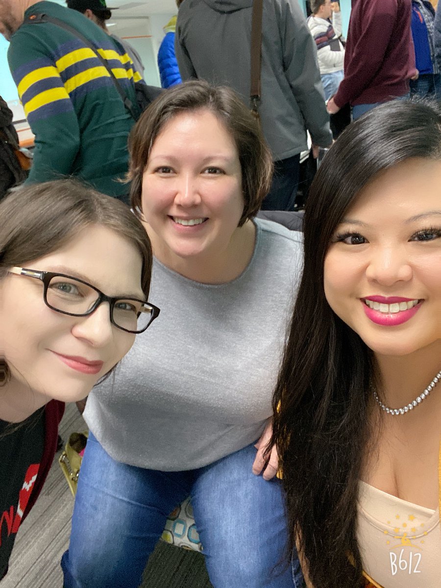 ladyleet's tweet photo. I love the #womenwhocode community in KC!!! @AmyNorris @AlisaDuncan @KCWomeninTech #fempire #wwcode @moderndotweb https://t.co/9qAeCZhMdq