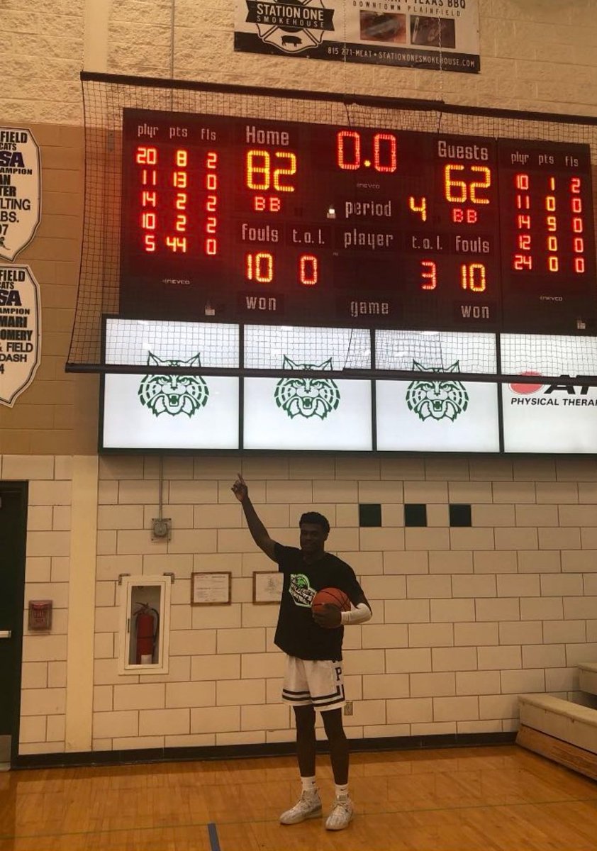 Wildcats Barstool🟢⚪ (@wildcatsbarsto1) on Twitter photo Wildcats pound Bradley Bourbonnais 82-62 to improve to 18-8!
The highlight of the night was senior Brandon Shoemaker breaking PCHS's single game scoring record with 44 points. Congrats <a href="/B_Lavell4/">Brandon Shoemaker</a> Wildcats pound Bradley Bourbonnais 82-62 to improve to 18-8!
The highlight of the night was senior Brandon Shoemaker breaking PCHS's single game scoring record with 44 points. Congrats <a href="/B_Lavell4/">Brandon Shoemaker</a>