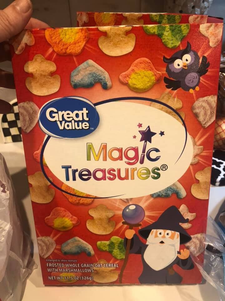 PinotinParadise's tweet photo. @Walmart I ordered Lucky Charms from @Walmart &amp; got this.  It’s a bobo brand cereal. I got 4 boxes to make up for 1 Large Lucky Charm box.  Guess what? It’s AWESOME!!!! Way better than the real thing! My kids are OBSESSED!!! Thanks! &amp; thanks for grocery pickup - y’all rock https://t.co/594Gk4JYpp