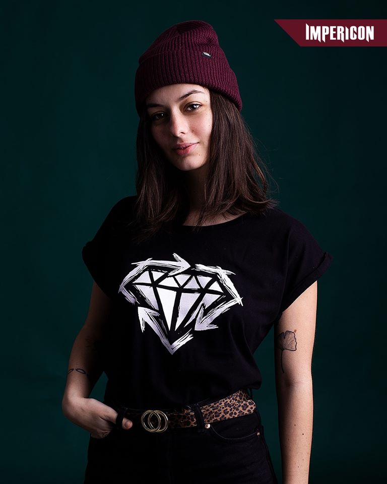 🔥 NEW IN STORE 🔥

We've been getting asked for more ladies fit items for ages so we listened and here you are. Check out the first of the new range here: imperi.cn/ig-girlies

#impericon #girls #ladies #metal #merch