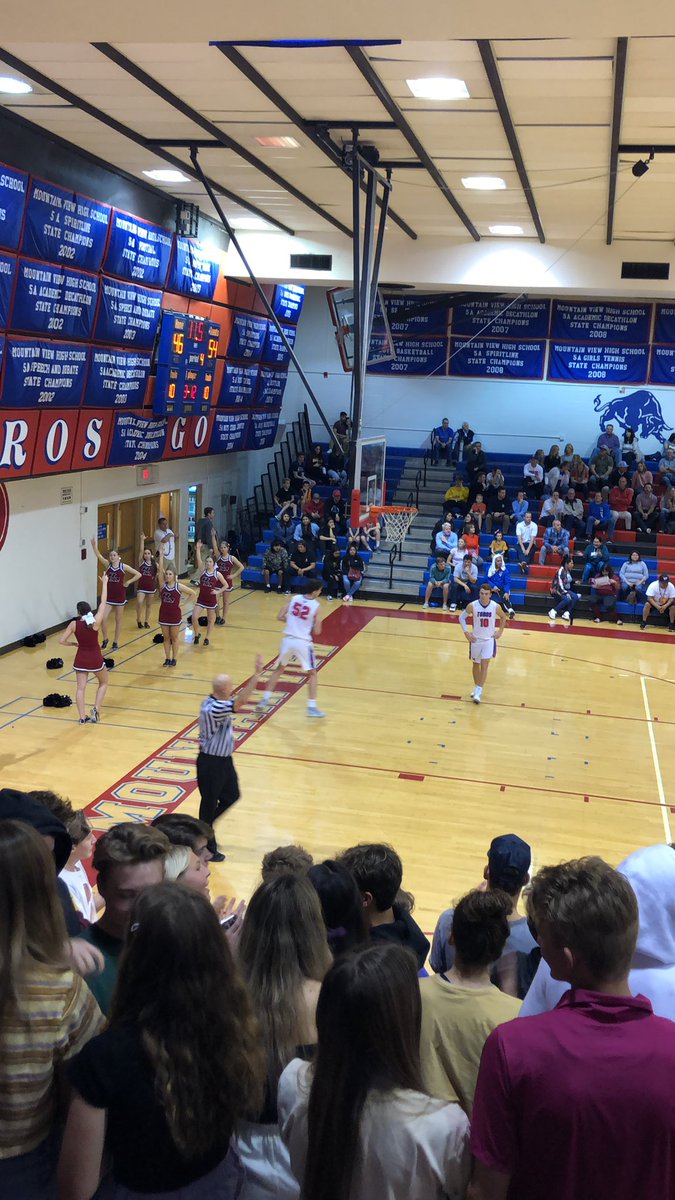 OwenMead4's tweet photo. Let’s go boys basketball!! @RedMtLions @RMBoysBBall @RMAthletics https://t.co/A4uo2m6O4t