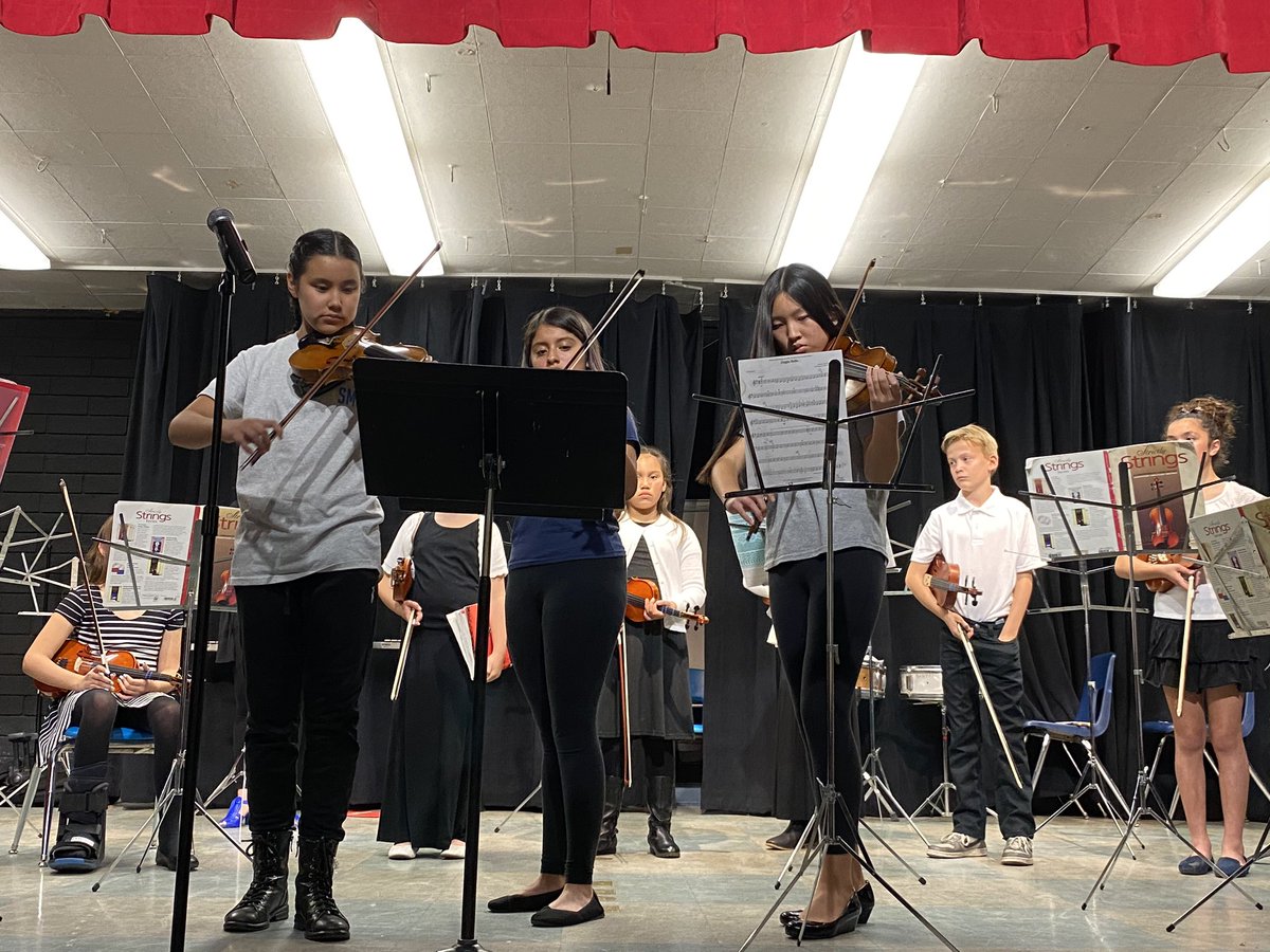 Banyan Bobcats (@banyanbobcats) on Twitter photo Thank you to these all stars from <a href="/SMS_CVUSD/">Sequoia Middle School- Home of the Bears</a> who so wonderfully promoted their program at our band/strings show tonight! So fun to eee the continuum of talent! #TheConejoWay <a href="/HallieAChambers/">Hallie Chambers</a> Thank you to these all stars from <a href="/SMS_CVUSD/">Sequoia Middle School- Home of the Bears</a> who so wonderfully promoted their program at our band/strings show tonight! So fun to eee the continuum of talent! #TheConejoWay <a href="/HallieAChambers/">Hallie Chambers</a>