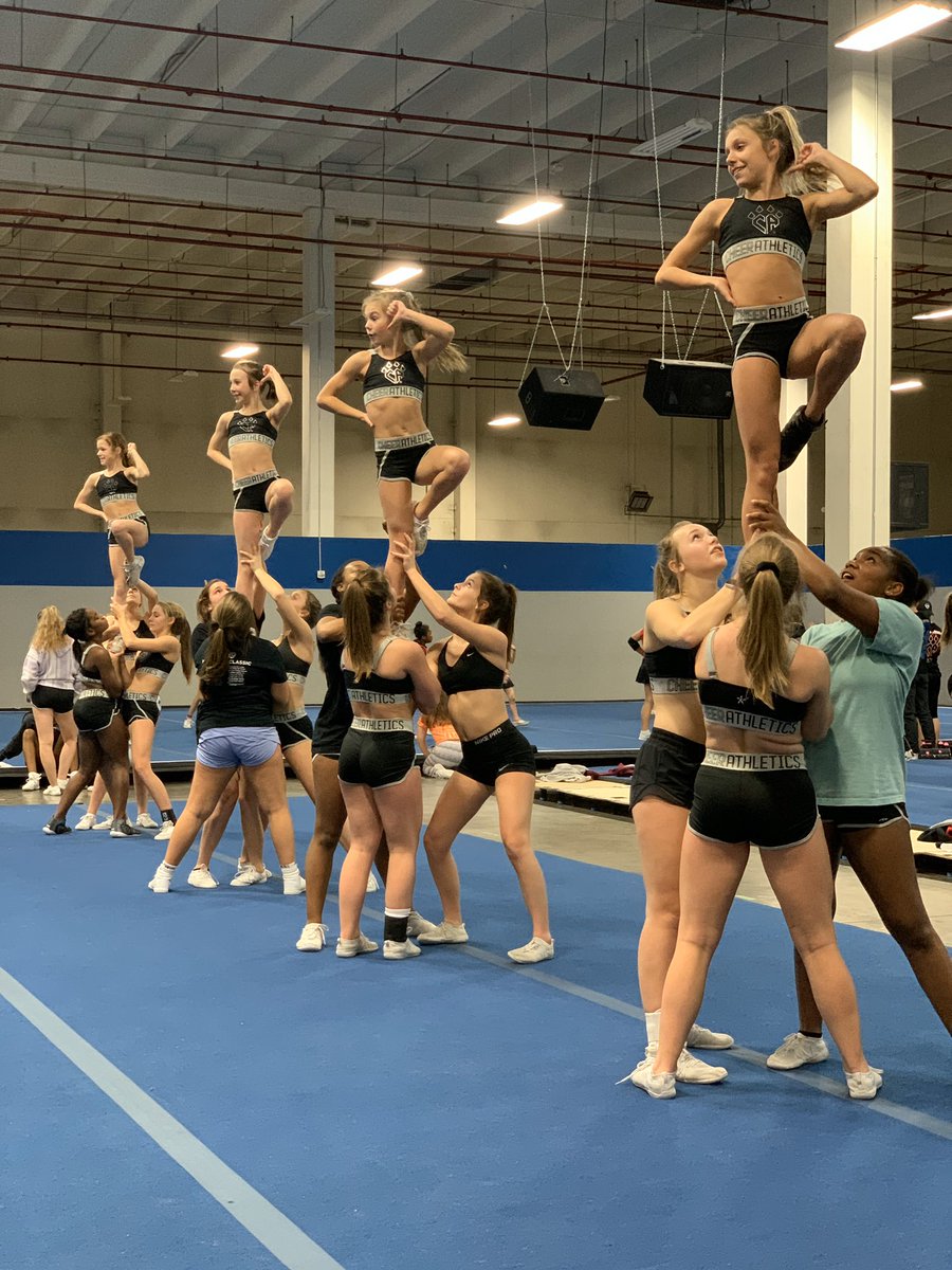 CA_JrRoyalty's tweet photo. With that solid โญ๏ธ tonight... weโre prepared for battle ๐ @GoCoastal @CA_CharlotteNC #j6squad #BATC #CApitolTakeover #sick6th https://t.co/AdigOLLxWJ