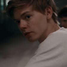 Hαrleч K. tweet media