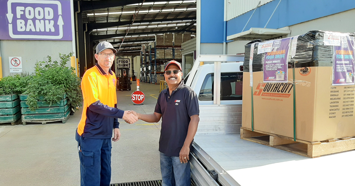 Southcotthyd's tweet photo. Southcott Melbourne branch bushfire relief donations arriving at Foodbank Victoria earlier today!
Thanks to the team at Dandenong South for your generous donations.

#southcott #bushfirerelief #australia #foodbank @FoodbankVic @FoodbankAus https://t.co/xjlG5LFDzY