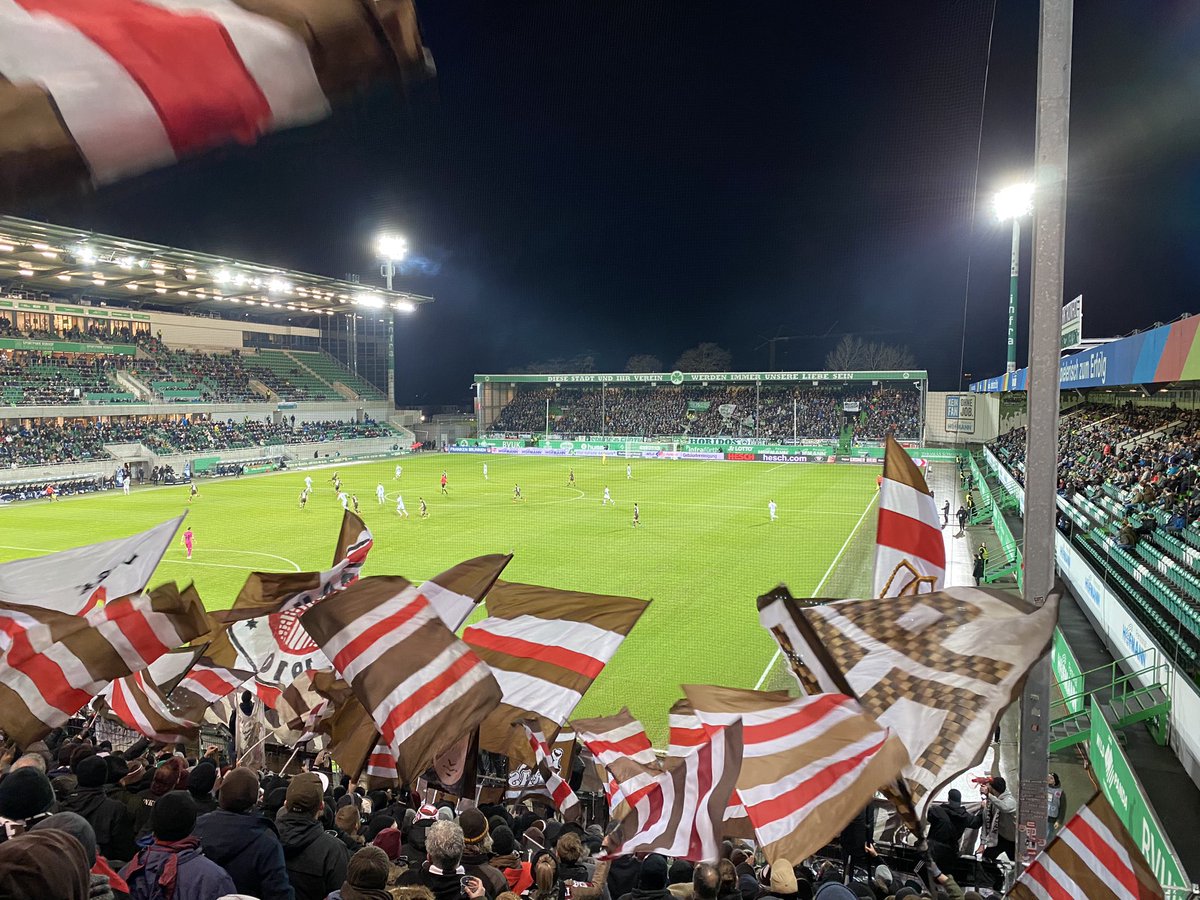 FootballFlight's tweet photo. #greutherfürth #fcstpauli #liga2 #fcsp #stpauli #awaydays #fürth #sportparkronnhof #casualgroundhop #footballflight #groundhopping https://t.co/dN9Q3rNcDx