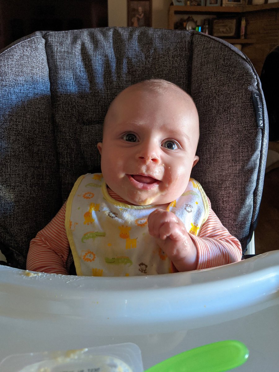 NBrentorious's tweet photo. #DailyPic 📸
#HappyBaby ☺️
#MessyBaby 👅
#LovingThoseBananas 🍌
#TwoTeeth 🦷
#Already 😮
#BSJunior 💙
#Moose 🦌
#Simba 🦁
#DaddysBoy 😍
#DontPlayWithYourFood 😋
#Baby 👶
#teamworkmakesthedreamwork ❤️
#DailyPhoto 📷 https://t.co/mE1pT8rNKX