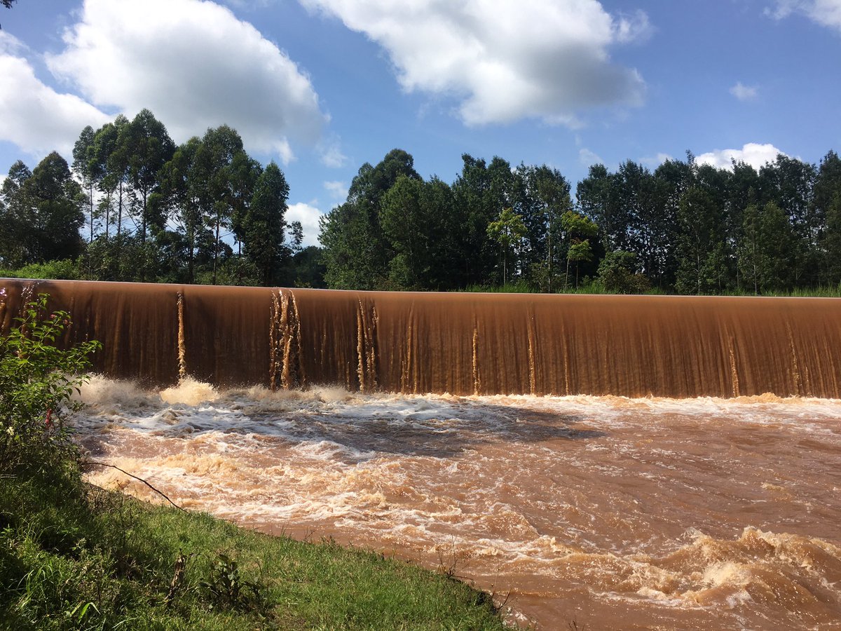 stwame's tweet photo. Sagana Falls Near Muruguru Girl High School #HiddenGemsOfKenya https://t.co/hOc2UNv9as