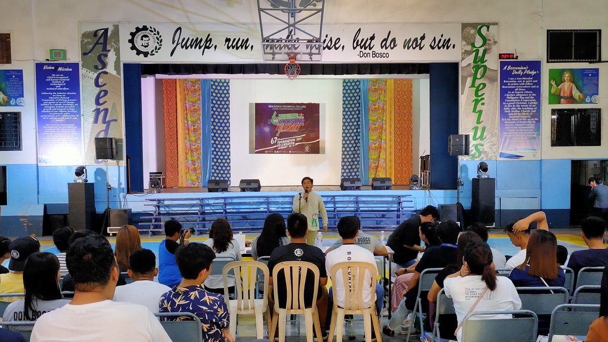 DBTCHSSC's tweet photo. Happening Now: Mr. and Ms. Ideal Bosconian 2020 https://t.co/CjcbkTAe3Z