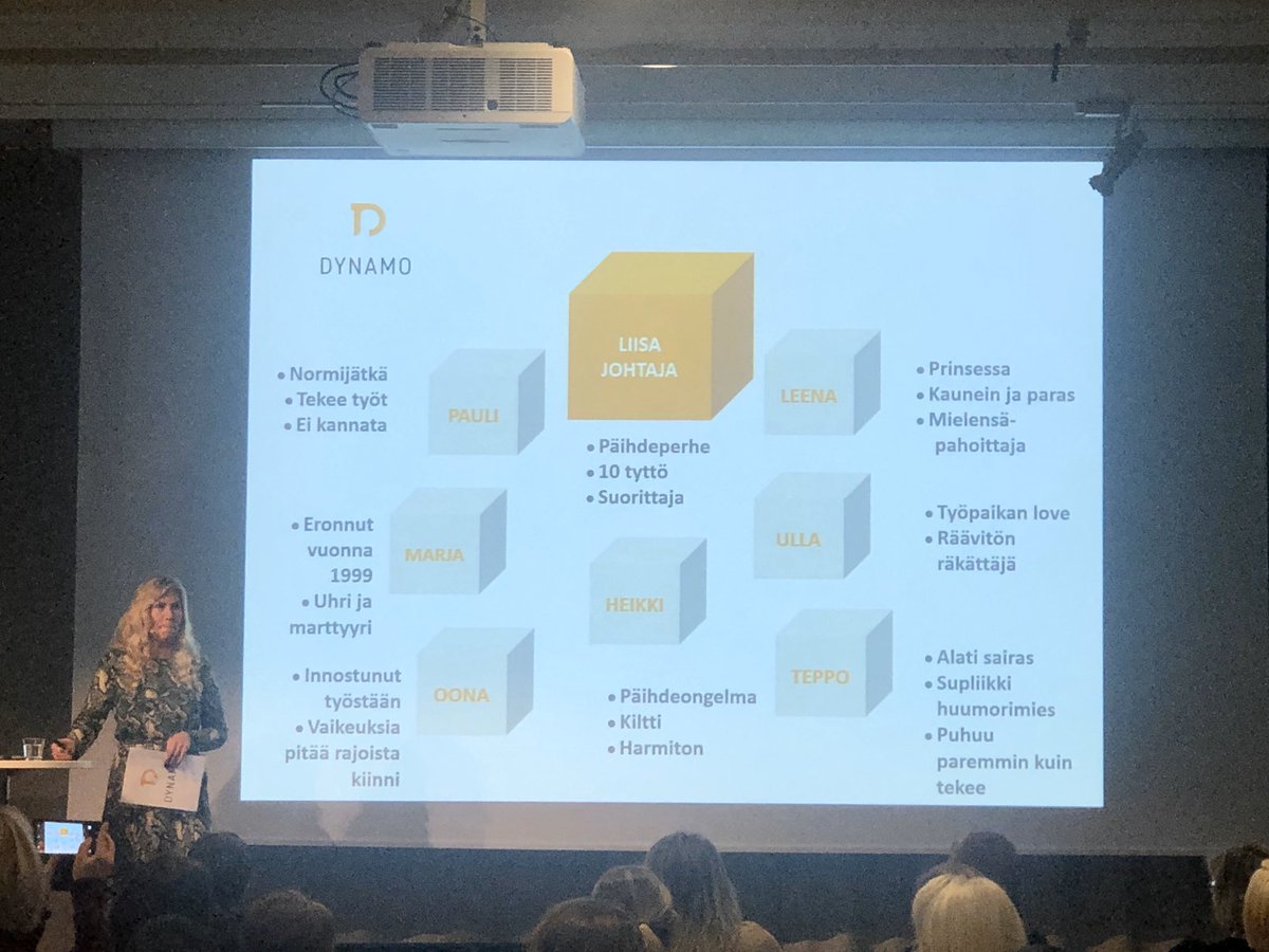 hannatweet's tweet photo. ’Monet työyhteisöt muistuttavat enemmän kolmevuotiaiden hiekkalaatikkoa kuin työpaikkaa’ Katja Gustafsson, työyhteisökouluttaja #dynamo #assari2020 #assistenttiforum @Alma_Talent https://t.co/lsTK3XQjTz