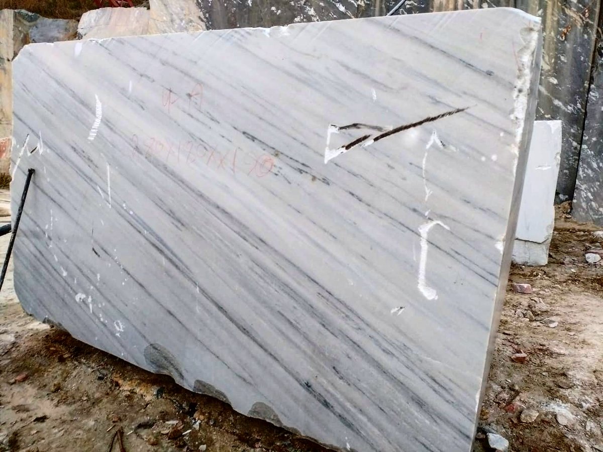 RAYMOND MARBLE BLOCK

SIZE - 280×180×190

#marble #granite #indianmarble