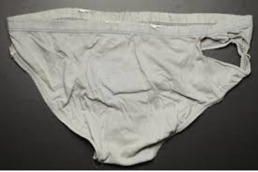 старые трусы старой казашки. пожилые мужчины в трусах. Old underwear. Tear underwear. энтони варрекчия-гей.