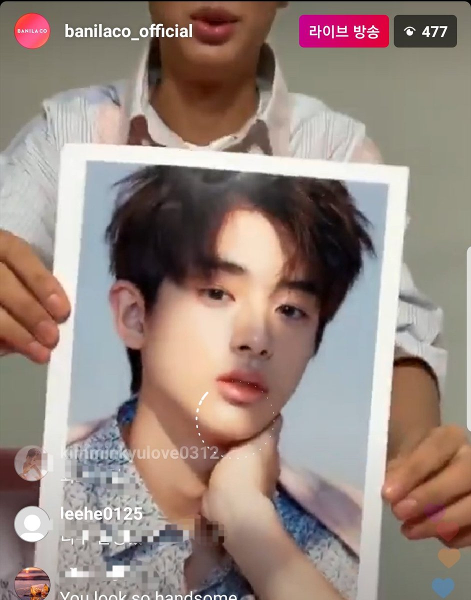 cito_0312's tweet photo. 어느나라 왕자님이세요!
#김민규 #바닐라코 #kimmingkyu https://t.co/pLScfKJ1Mx