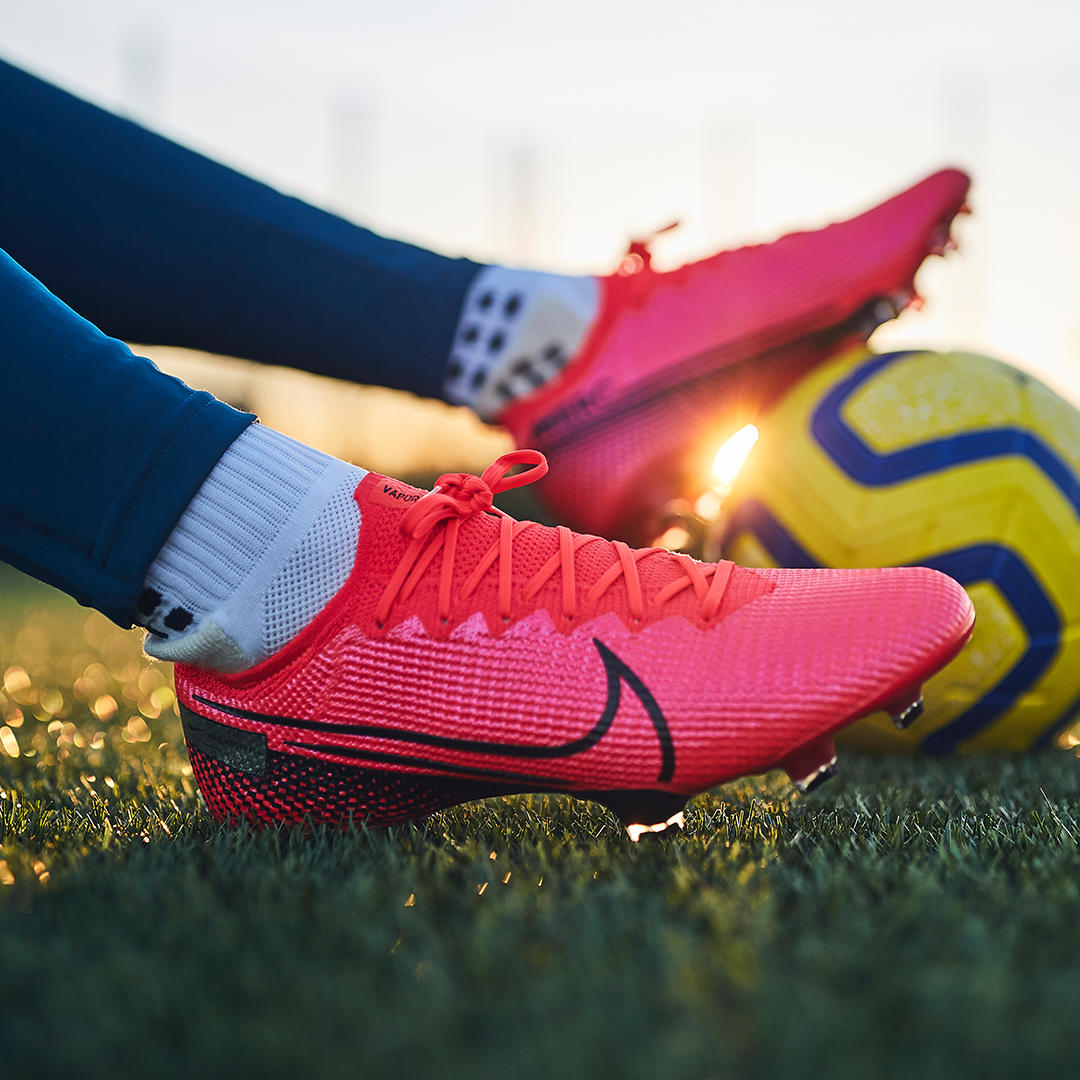 cesar bolita sobre Pro:Direct Soccer en Twitter: "New: A closer look at Nike Mercurial Vapor  'Future Lab' 👀 Bag now at #ProDirect 🛒 https://t.co/VQ7oXj7gWS  #OwnPerformance https://t.co/FgANOrO0Za" / Twitter