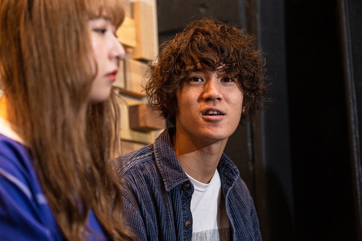 PersonalBuyerPJ's tweet photo. 【GLIM SPANKYインタビュー公開中です！】

レコードや音楽に対する真摯な姿勢と情熱を持つお二人に、
レコードとの出会いやその魅力など…
貴重なエピソードをお伺いしています！

@glimspanky 
#GLIMSPANKY
#松尾レミ
#亀本寛貴

▼インタビュー詳細はこちら
https://t.co/vV9QerKnSG https://t.co/w25AKqviKL