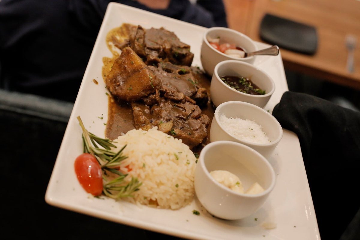 Try our delicious South African lamb curry served on a bed of savory rice with chutney, sliced banana, and chopped tomato and onion.
To book 021 421 9820 or e-mail us at info@citygrill.co.za

#CityGrill #Foodie #CapeTown #meats #steak #waterfront #family #friends #burgers