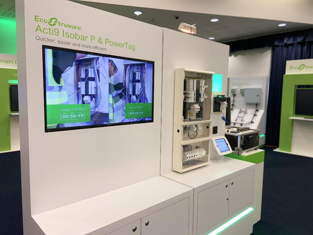 SchneiderUKI's tweet photo. Technological innovation drives productivity! Our range of Acti9 Isobar P designed &amp; manufactured in the UK is proudly on display at #InnovationSummit #Manchester @mcr_central #SchneiderElectric #LifeIsOn https://t.co/yXoqOGHRbm