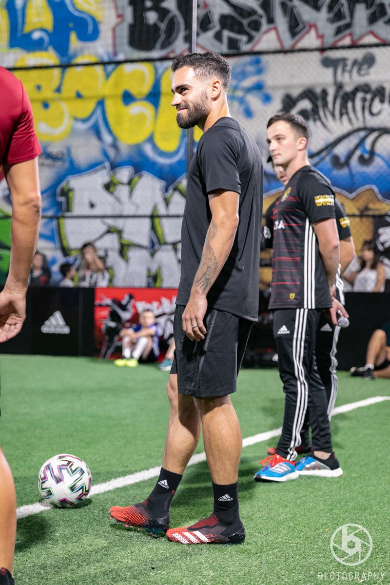 blotography's tweet image. Pretty sure Anthony Caceres likes the new @adidasfootball #Predator #Mutator boots #blotography #adidas #daretocreate #demonskin #predator20 #predatormutator #gotgame #bootporn #adidasfootball #mastercontrol #ultrafootball #footballer #football #soccer #footballphotography