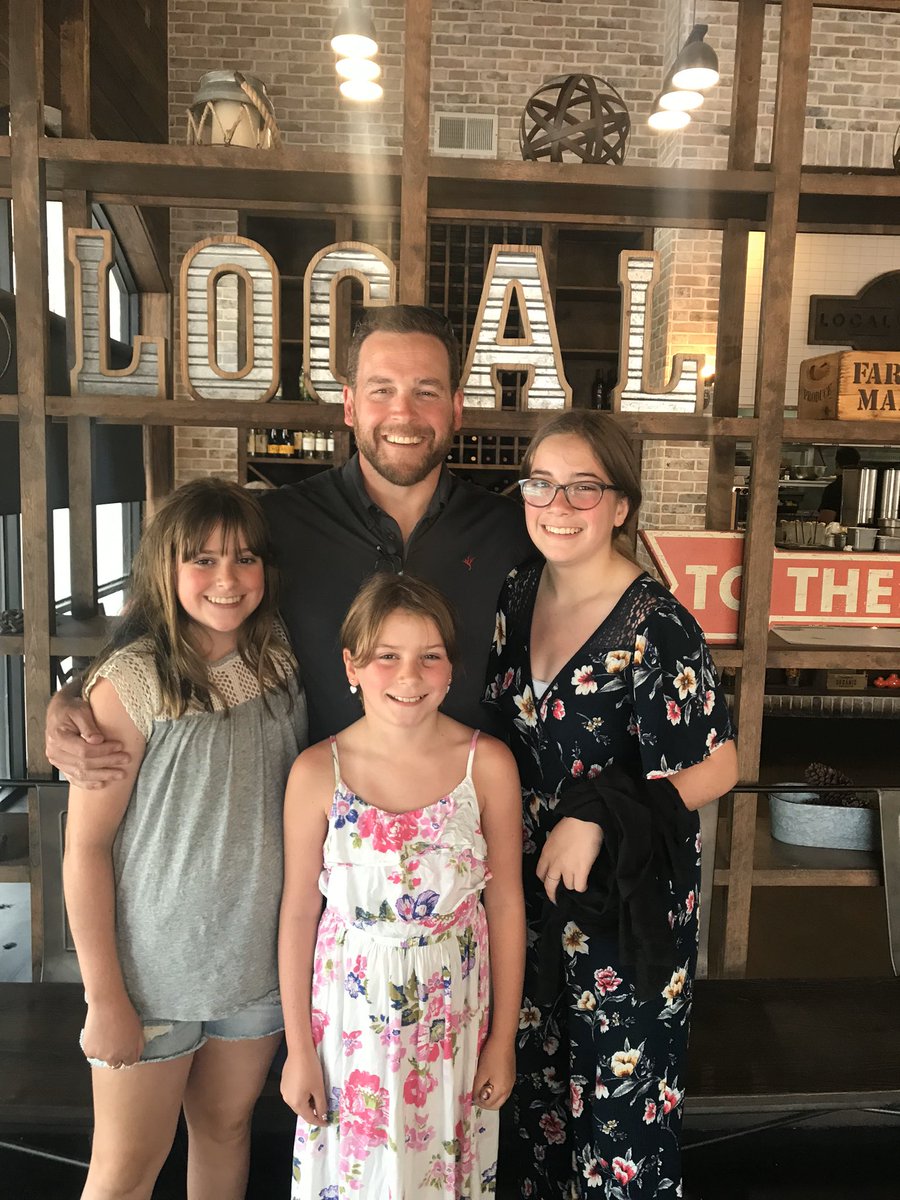 JoshWall's tweet photo. I’m proud to be a #girldad ! https://t.co/iztQPh9OCB
