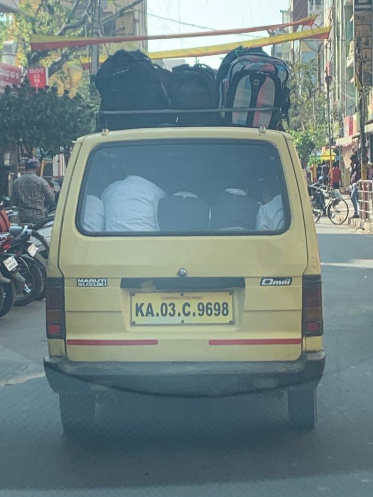 Nimmabhaskar22's tweet image. Will Parents and School Management blame Police if we start prosecuting these vans which ferry 15 children dangerously for a 4+1 capacity car ? Kids are perched on Gas Cylinder. Whom to hold responsible during Accident, all Three..