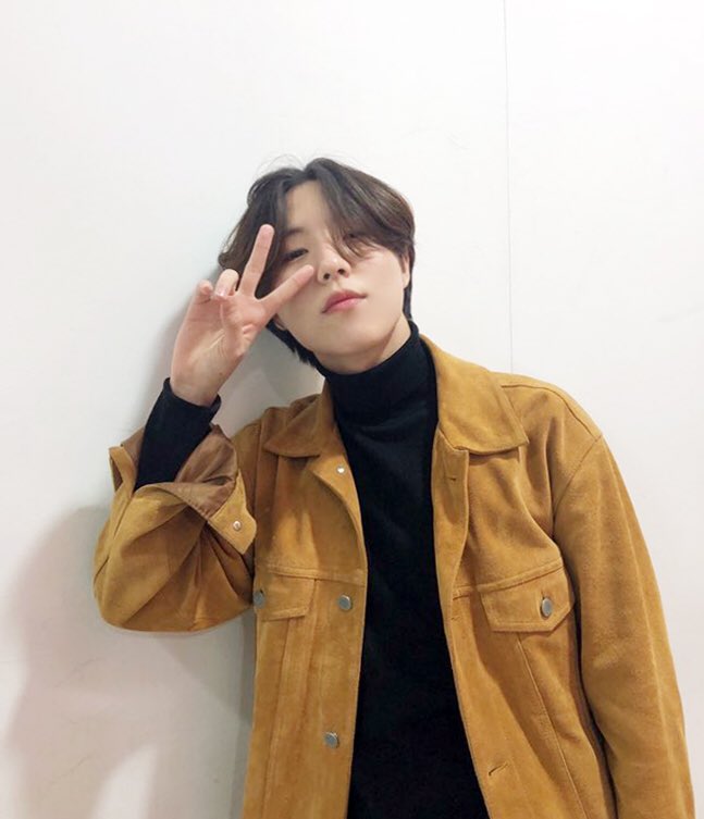 [#YUSEUNGWOO]
안녕하세요! #유승우 입니다.
이번주 #유승우TV 는 잠시 쉬어가게 되었습니다.
더 열심히 준비해서 다음주에 찾아뵐게요.
늘 감사하고 건강하세요!