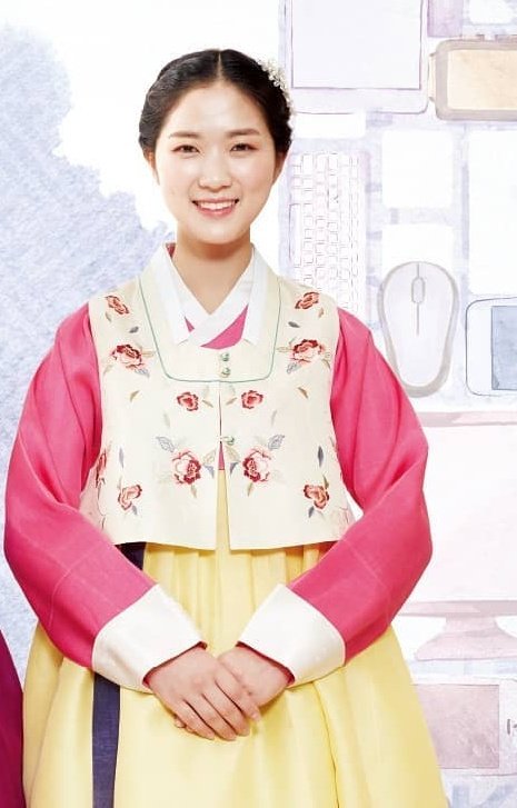 sweethyeyoon's tweet photo. 혜유니 사극 (또...) 하자 제발.. 능소화 참 좋았는데 https://t.co/uDkt4K5YhW