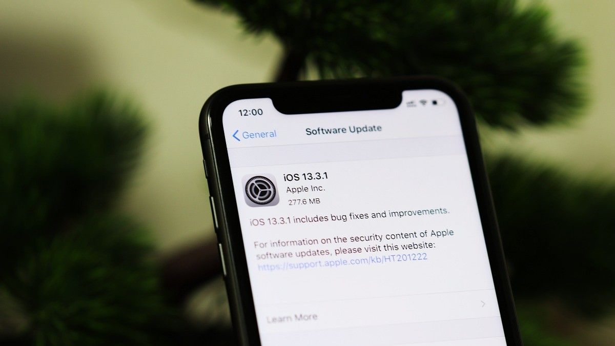 Включи версию без. IOS 13.1.3. IOS 13.3.1 обновление. Right arrow curving up on Apple IOS 13.3.