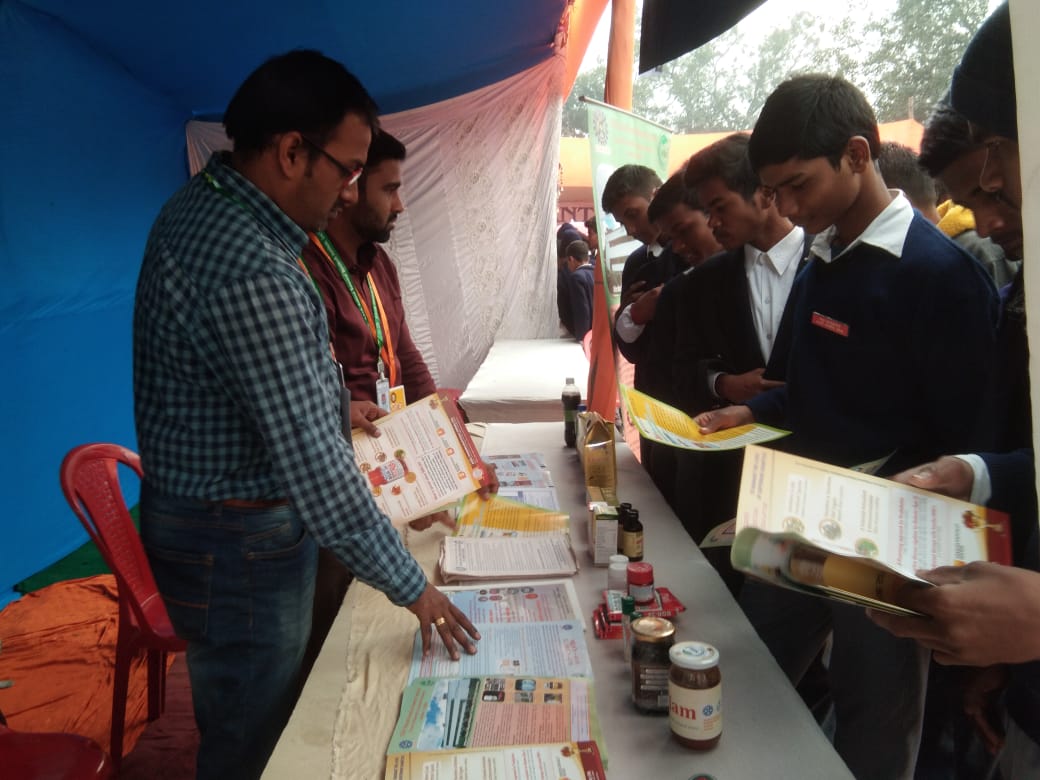 csirnbrilko's tweet photo. @csirnbrilko participated in #SwadeshiMela2020 at #Balia and exhibited its products and technologies. Large no. of students and general public visited #NBRI Stall on the occasion.
@CSIR_IND @ingle_komal @swadeshimanch https://t.co/Gn7FgyGlBj