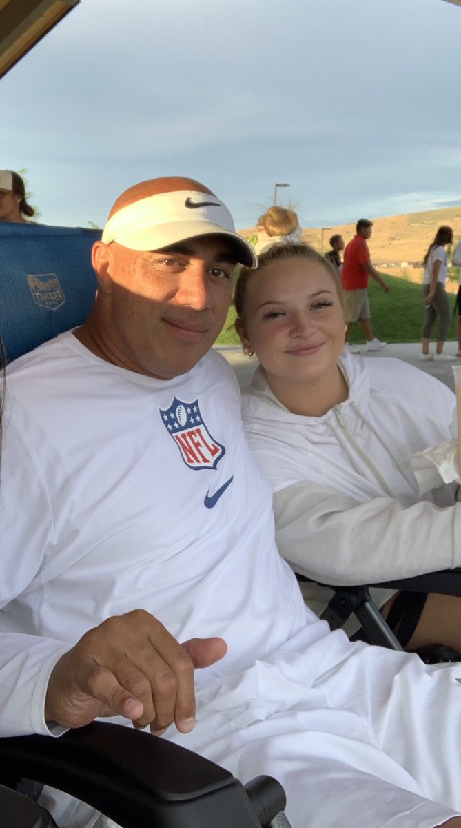 Jasen_AhYou's tweet photo. Love being a #girldad to my princess @zgirlahyou. Love you baby girl! https://t.co/s6SC57SNOm