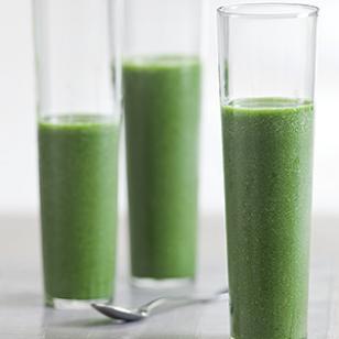 TopSmoothies's tweet photo. Can green #juices help prevent #HeartDisease? Find out here: #greenjuice https://t.co/crUJMmlaAo https://t.co/5KbFi7xUsL