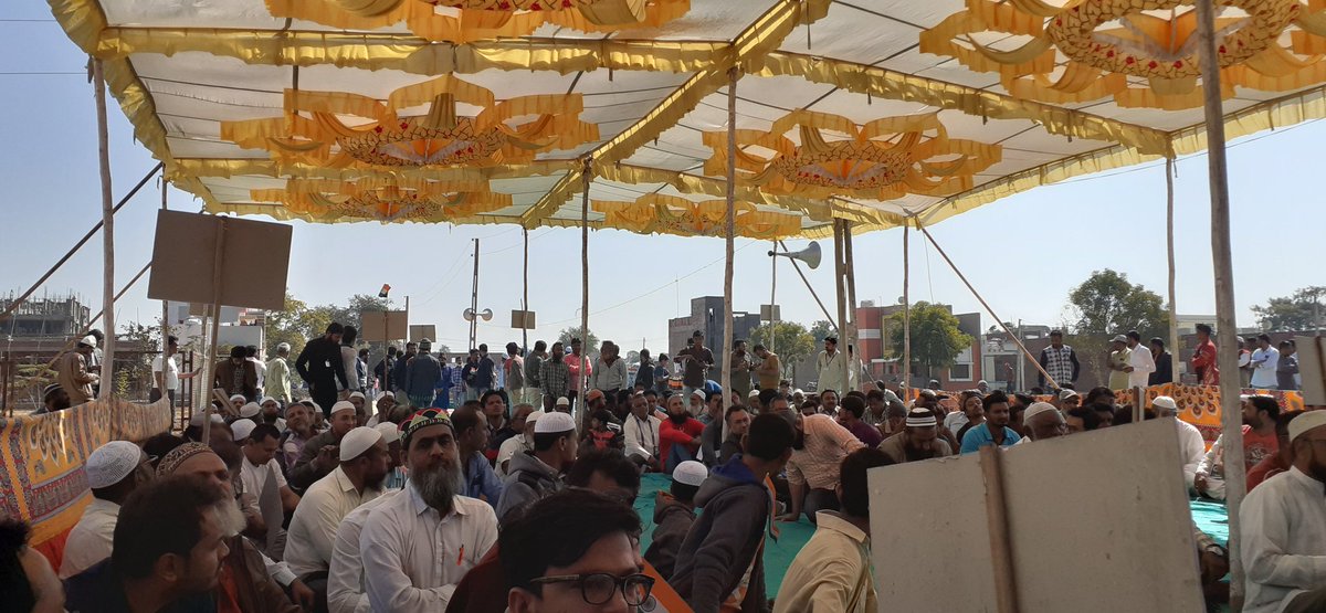 liberal_poyro's tweet photo. #ModasaAgainstCAA #IndiaAgainstCAA_NRC_NPR #हर_शहर_शाहीन_बाग #भारत_बंद_का_समर्थन ✊✌ https://t.co/mqbWk1T54U
