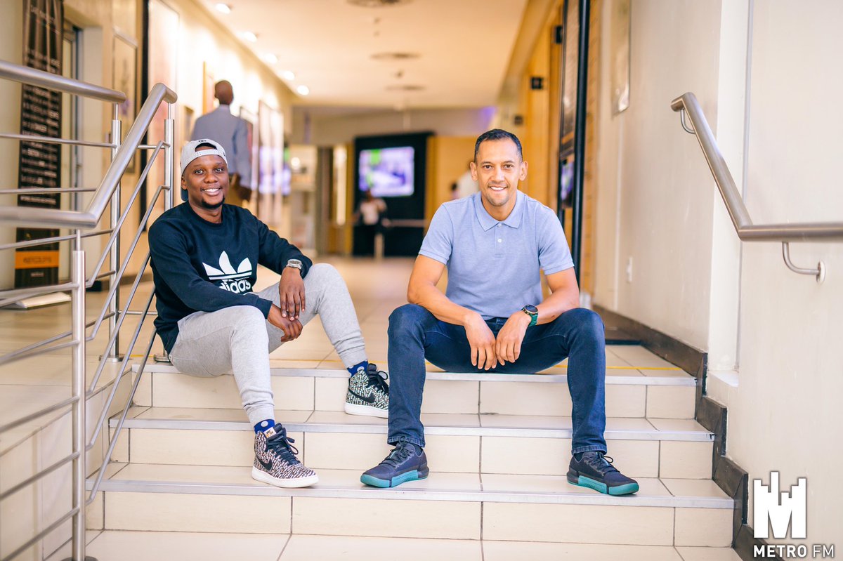 METROFMSA's tweet photo. Whatchu Wearin?
Post a pic of your look for today, tag @metrofmsa & hashtag
#MLFTD
#themorningflava
#wakeupforit
@moflava
@owenhannie
@Pearl_Shongwe https://t.co/ldg5FbskGg