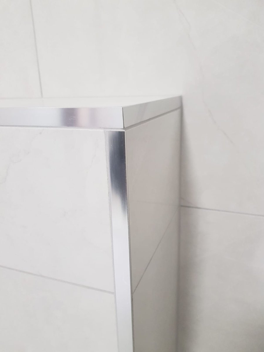 davidsontiling's tweet photo. It's all in the detail! #tiles #trims https://t.co/B0uX2Ri8VW