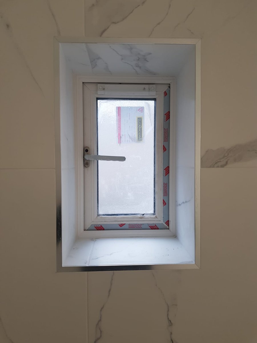 davidsontiling's tweet photo. It's all in the detail! #tiles #trims https://t.co/B0uX2Ri8VW