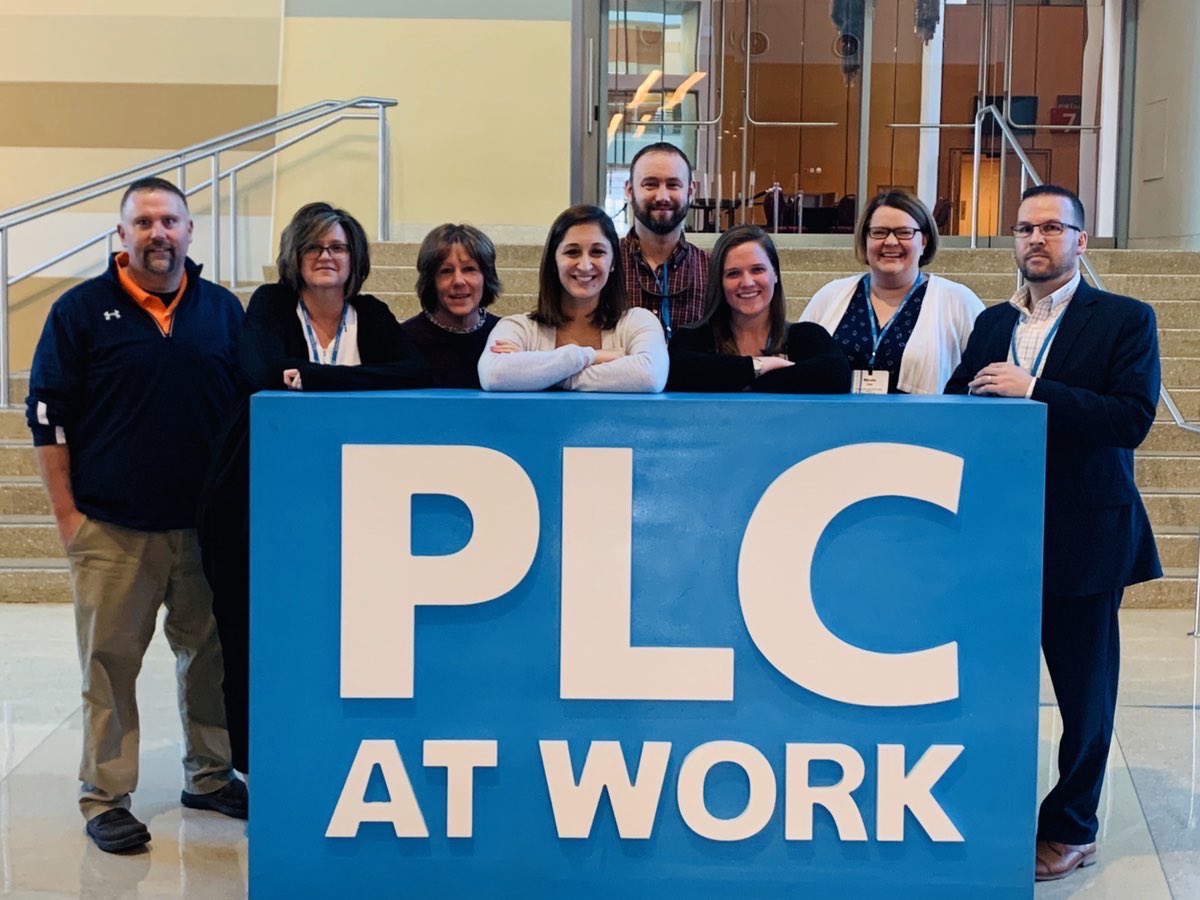 pamelahrtn's tweet image. ⁦@SolutionTree⁩ learning so much! #PLCSummit