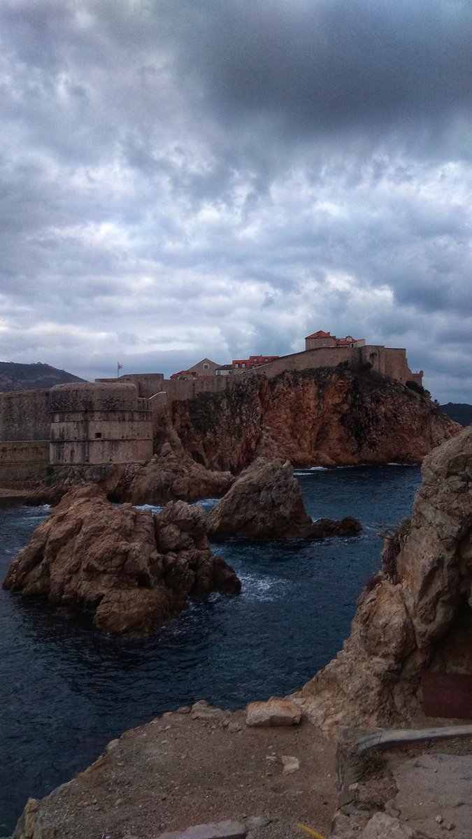 izatulabdrahim's tweet photo. It's hard to leave Dubrovnik. This place is definitely magical and it feels so right to be here at this moment :') till next time Dubrovnik. Surely gonna miss you a lot and see you again in future :) https://t.co/vIqCKefWT0