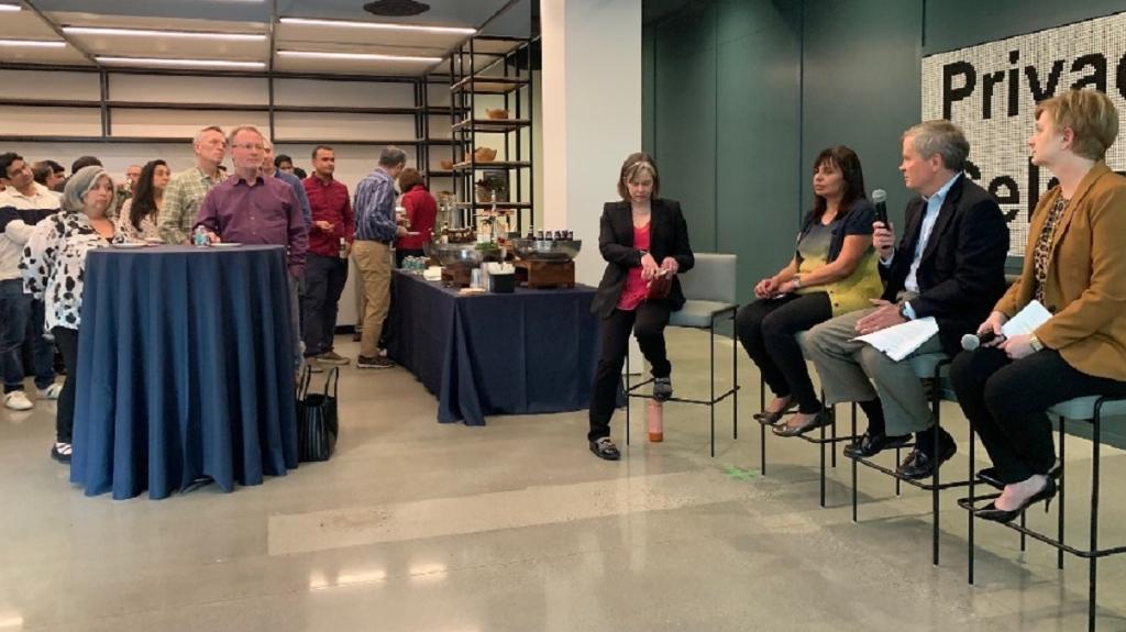 NetApp's tweet image. Thanks to everyone who turned out today for our #DataPrivacyDay event at NetApp DVC! 🔐📶👍 We had an informative talk, noms for the foodies AND data goodies! #NetAppDVC