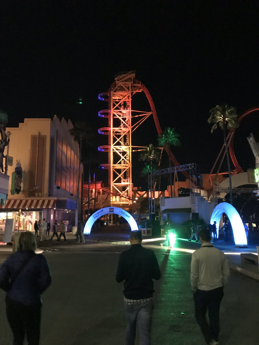 gcsuperpfd's tweet photo. #turfparty at universal studios was a blast tonight thank you @johndeere @ClubProcure and @vanwall https://t.co/jogPmPa80M