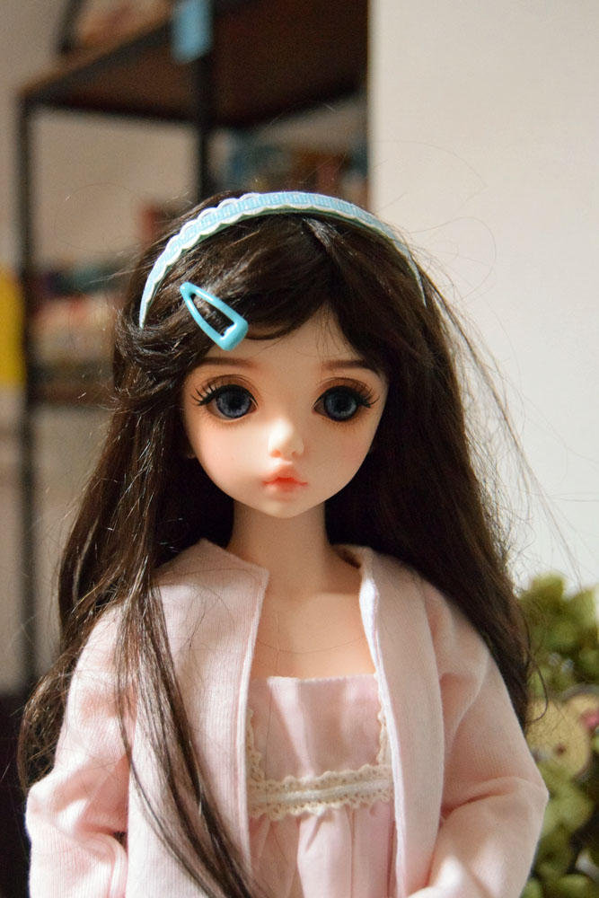 _pasticcina's tweet photo. Those glasses suit her so well! Do you prefer Lumi with or without them?
.
#daydreamdoll #daydreamgrace #customdoll #bjd #bjdhobby #toyphotography #moment_doll #うちのこかわいい #bjdportrait https://t.co/DXrQqOyIqj