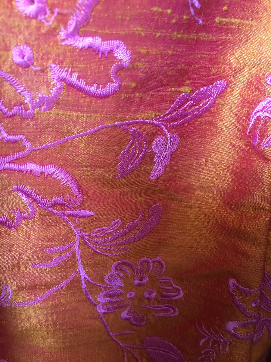#WednesdayMotivation 
So many fab #colour combinations out there. Burnt orange #silk #dress with this lovely vivid pink detail . 
#design #hatmaking 🎩