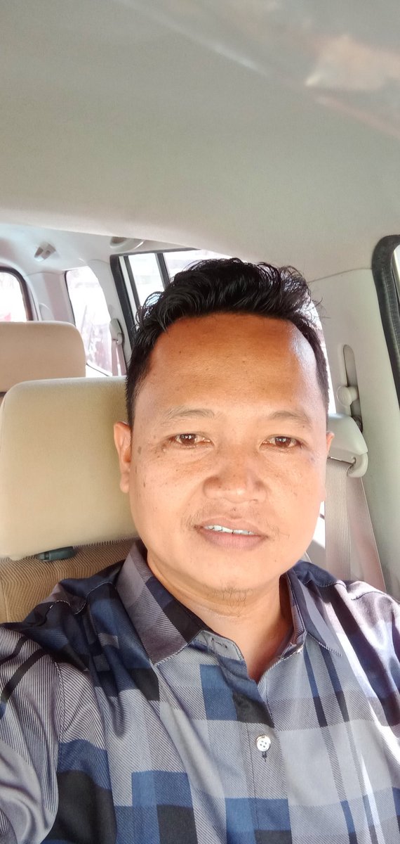 Kelapa gading panas poll