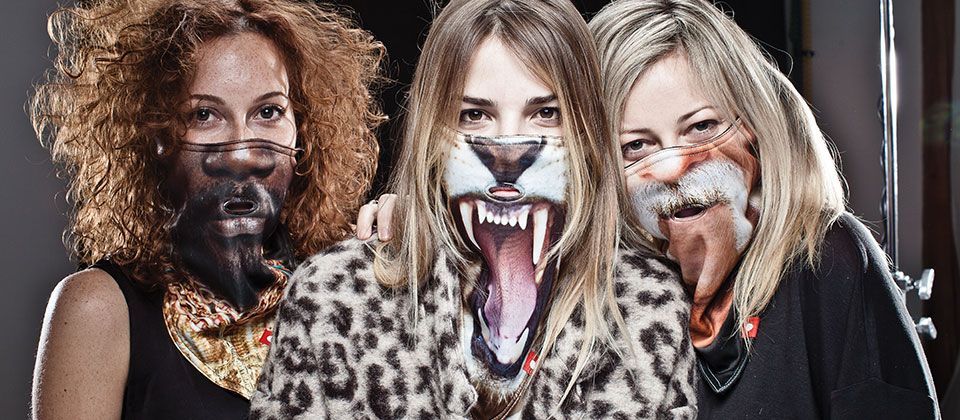 Airhole fabriceert ‘facemasks’. Een soort van bivakmuts, maar dan optimaal voor het skiën: bit.ly/2N1VS1P

🐶 🐱 🦁 🎅 🧥🧤🏂🎿🏔️❄️

#airhole #facemasks #bivakmuts #skien #snowboarden