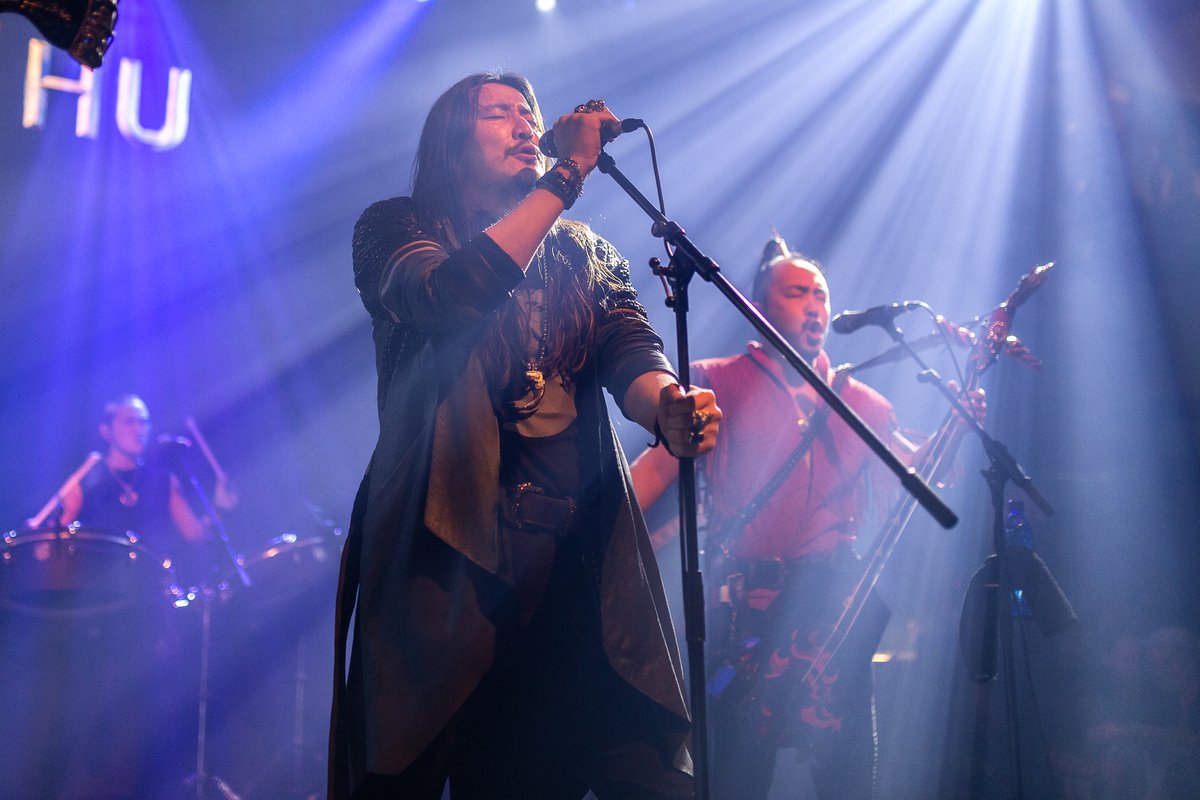musicwebcz's tweet photo. Wooow, check the pics! #TheHu #Mongolianmetal #Hurock 

➡️ https://t.co/9Aj49tm3Eh ⬅️ https://t.co/QMBbGuHbdB