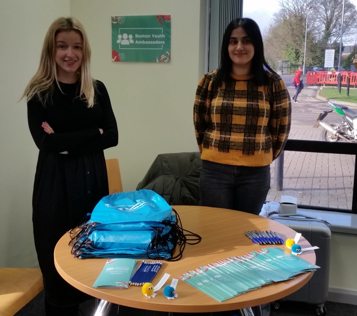 BostonTownscape's tweet photo. We were at @bostoncollegeuk yesterday telling students all about Boston Youth Ambassadors! We'll be at the College again tomorrow from 10:30am to 2:30pm if you missed us #BostonTHP #WednesdayMotivation https://t.co/orohRDlFOR